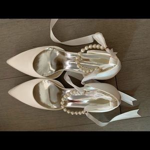 Pearled Closed Toe Pumps